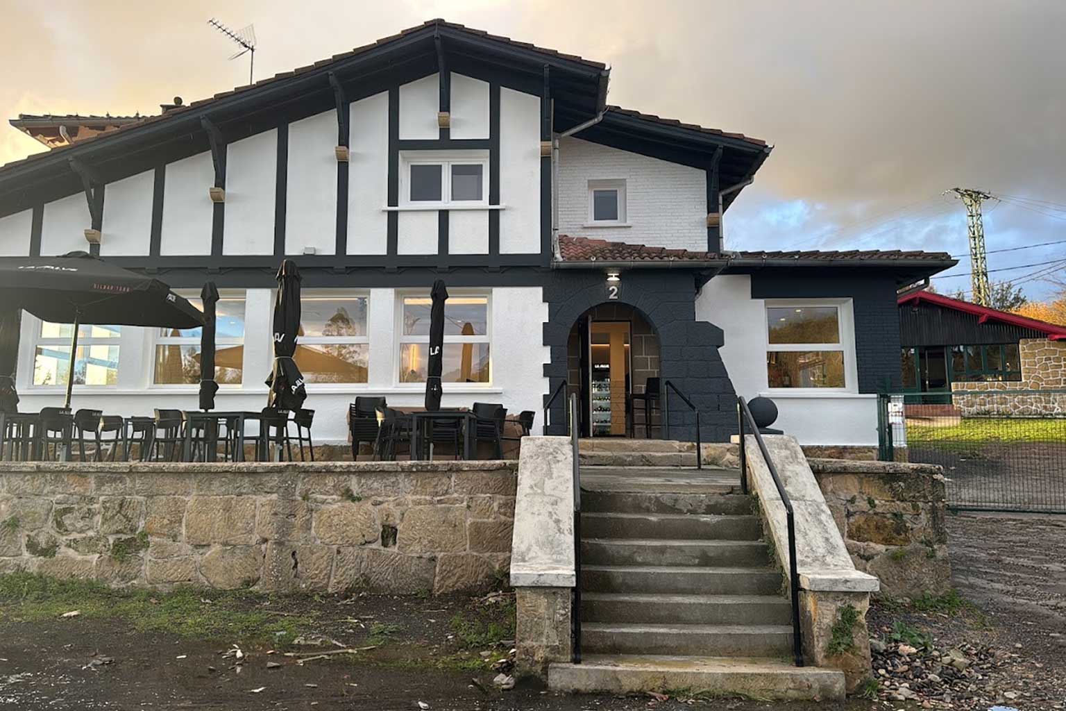 Unbe Gana Erretegia, Restaurante, comida tradicional